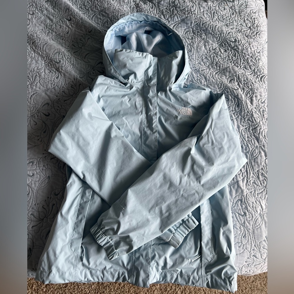North Face Women’s Resolve 2 Rain Jacket